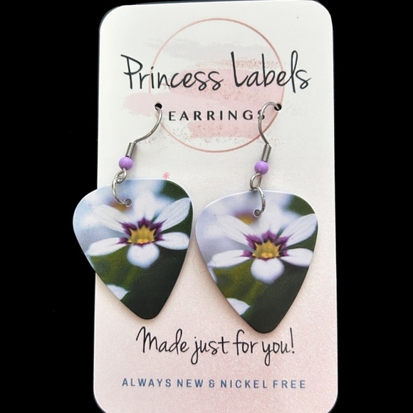 Hand Crafted Earrings Repurposed Guitar Picks Digital Photo Field Flowers - Picture 4 of 6
